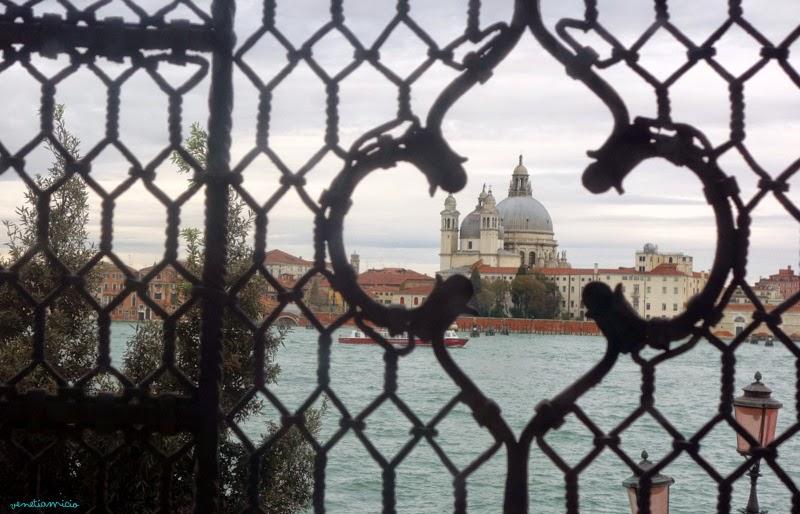 Depuis la Casa Dei Trei Oci Depuis la Casa Dei Trei Oci