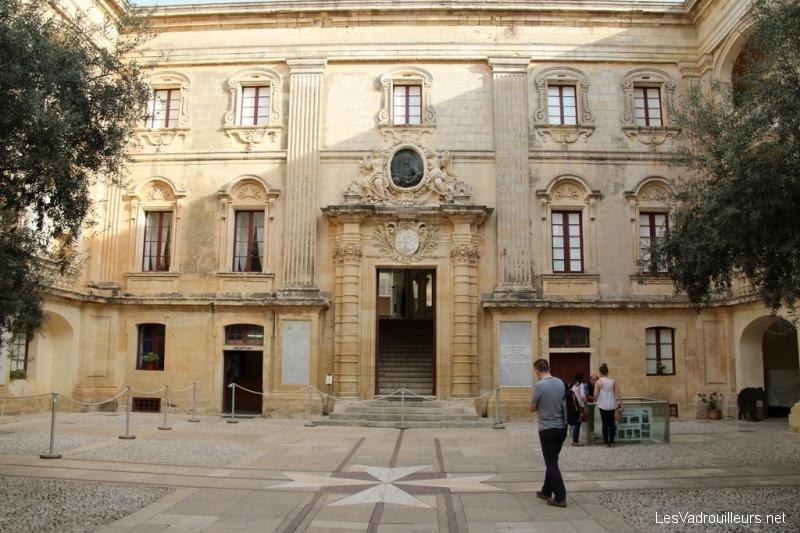 Le Palais du Grand Maître Le Palais du Grand Maître