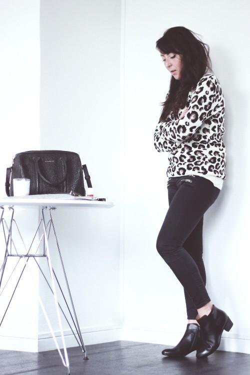 Alibi Pull-leopard-SoJeans-Jean-slim-zips-Topshop-Sac-Givenchy-Lucrezia-Boots-Clarks-Gore-Tex-500x750