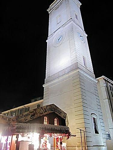 Une ville et ses monuments Une ville et ses monuments