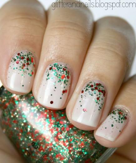 Quoi porter sur tes ongles pour les Fêtes? Quoi porter sur tes ongles pour les fêtes?