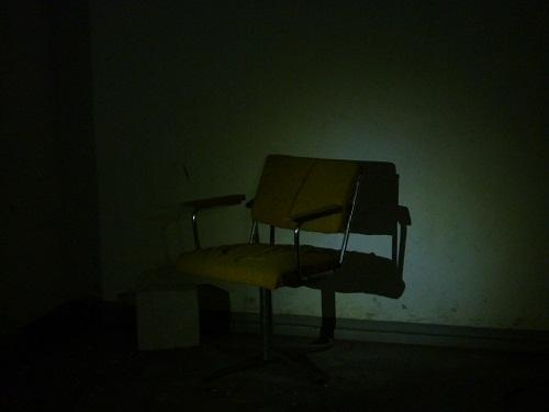 Sur les toits d’Alex chaise