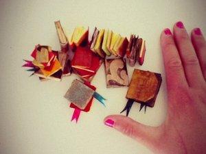 Fabrication de livres pour décor miniature
