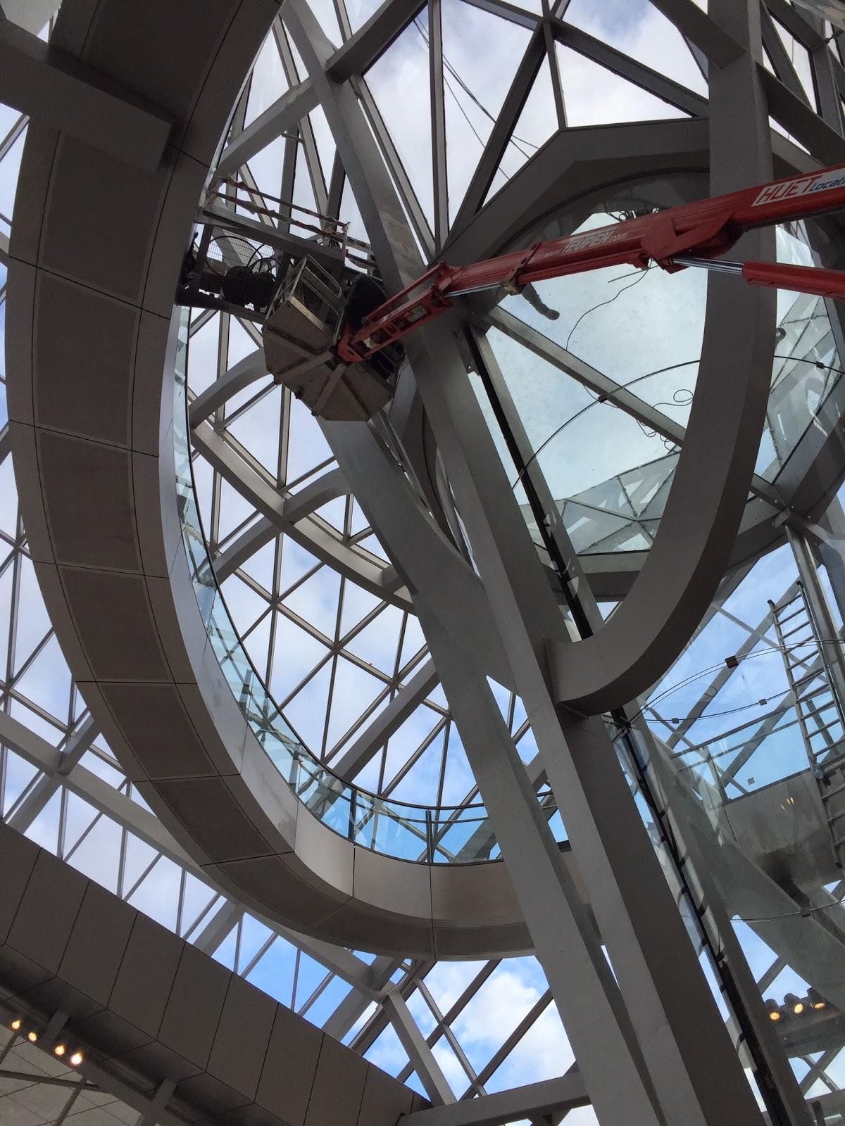 Inauguration du Musée des Confluences : Ni Président, ni Ministre de la Culture : Les lyonnais puent-ils de la gueule ?