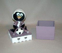 Boite à secret avec Caliméro à ma façon en porcelaine froide Boite à secret avec Caliméro à ma façon en porcelaine froide