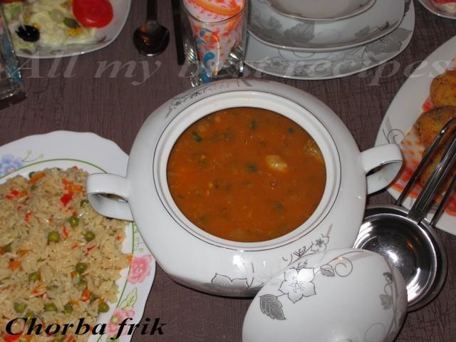 Chorba frik ou soupe de blé vert concassé