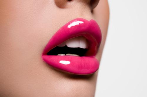 Lip-Gloss-3