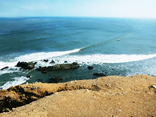Chicama-beach-peru-surf-board-sun-sand-wave-longboard-aventure-travel-09