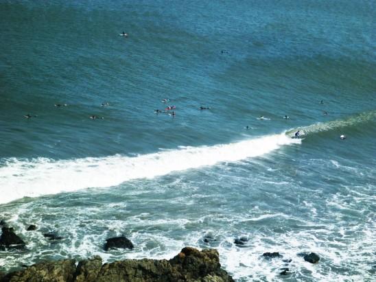 Chicama-beach-peru-surf-board-sun-sand-wave-longboard-aventure-travel-13