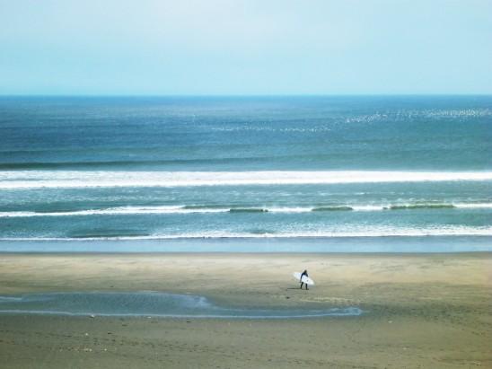 Chicama-beach-peru-surf-board-sun-sand-wave-longboard-aventure-travel-06