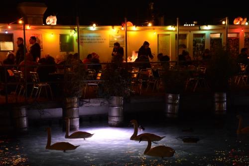 Le feu aux Bains des Pâquis! DSC_0516.JPG