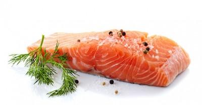Coup de com’ ou enquête sérieuse : le saumon d’élevage norvégien n’a jamais été aussi sain et bon !