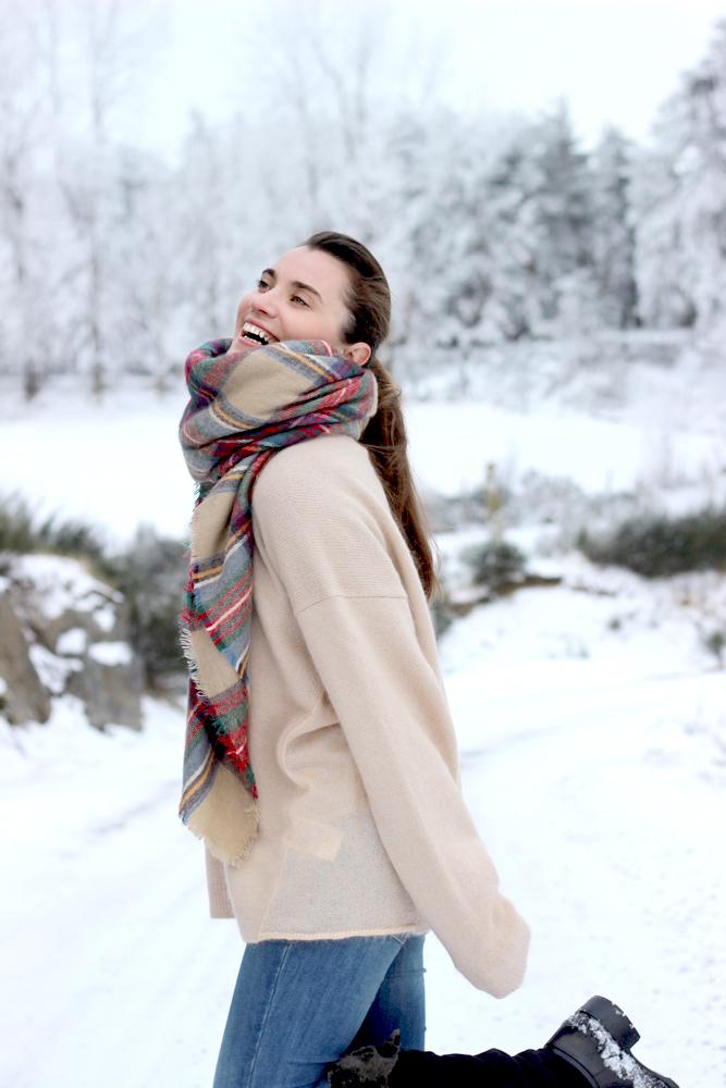 Crème x Tartan Maxipull x Tartan 9