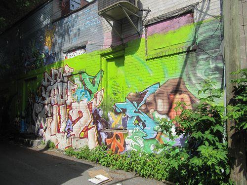 Canada - Montréal Les fresques - 5 - vous voyez la petite pancarte sous le dernier dessin et bien la voilà en plus gros