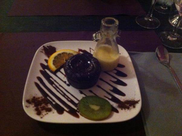 Auberge des délices 10887845_10205520664917199_516633270_n