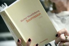 Le scandale bien rodé autour de Houellebecq littérature, Houellebecq, politique, société, amaury watremez