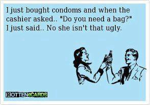 J'achète des préservatifs et le caissier me demande.