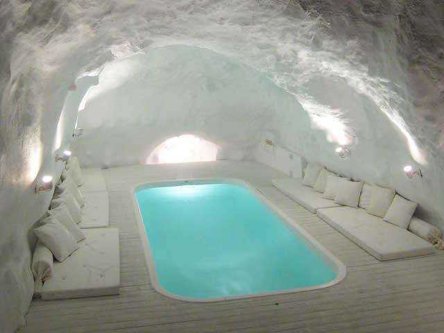Les 22 plus belles piscines d’hôtel au monde – Part 2 katikies_hotel_sa_8287694x3