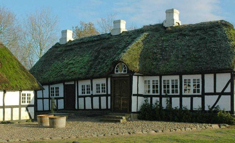 MAISONS A PANS DE BOIS z05