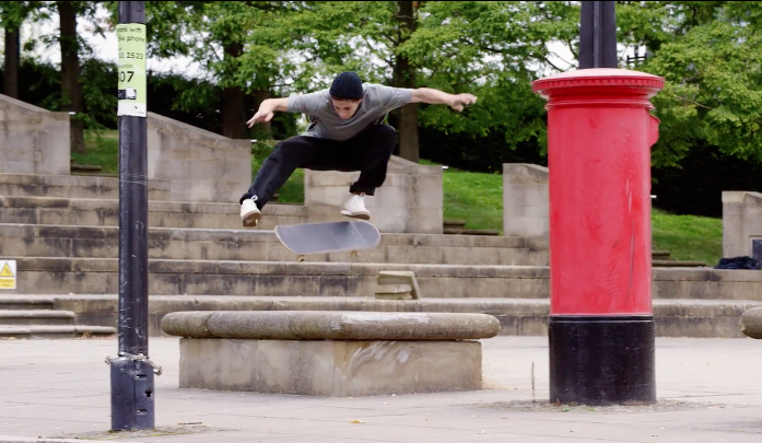 New Balance Quids In: skater en Grande Bretagne. New Balance Quids In: skater en Grande Bretagne.