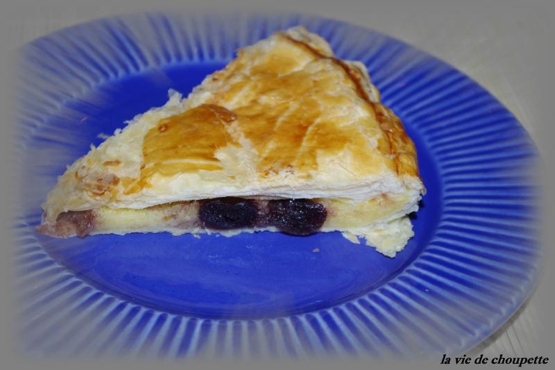 GALETTE FRANGIPANE ET CERISES AMAMRENA galette frangipane-cerises amarena-15