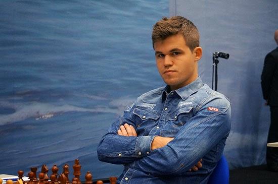 Echecs : Magnus Carlsen (2862) a perdu ronde 3 face au Polonais Radoslaw Wojtaszek (2744) puis gagné ronde 4 contre Loek Van Wely (2667) - Photo © Alina L'Ami 