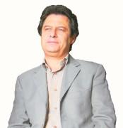 27 février 2015 à VILLEFRANCHE SUR SAÔNE (69): Conférence de Paul Pujol. Paul Pujol