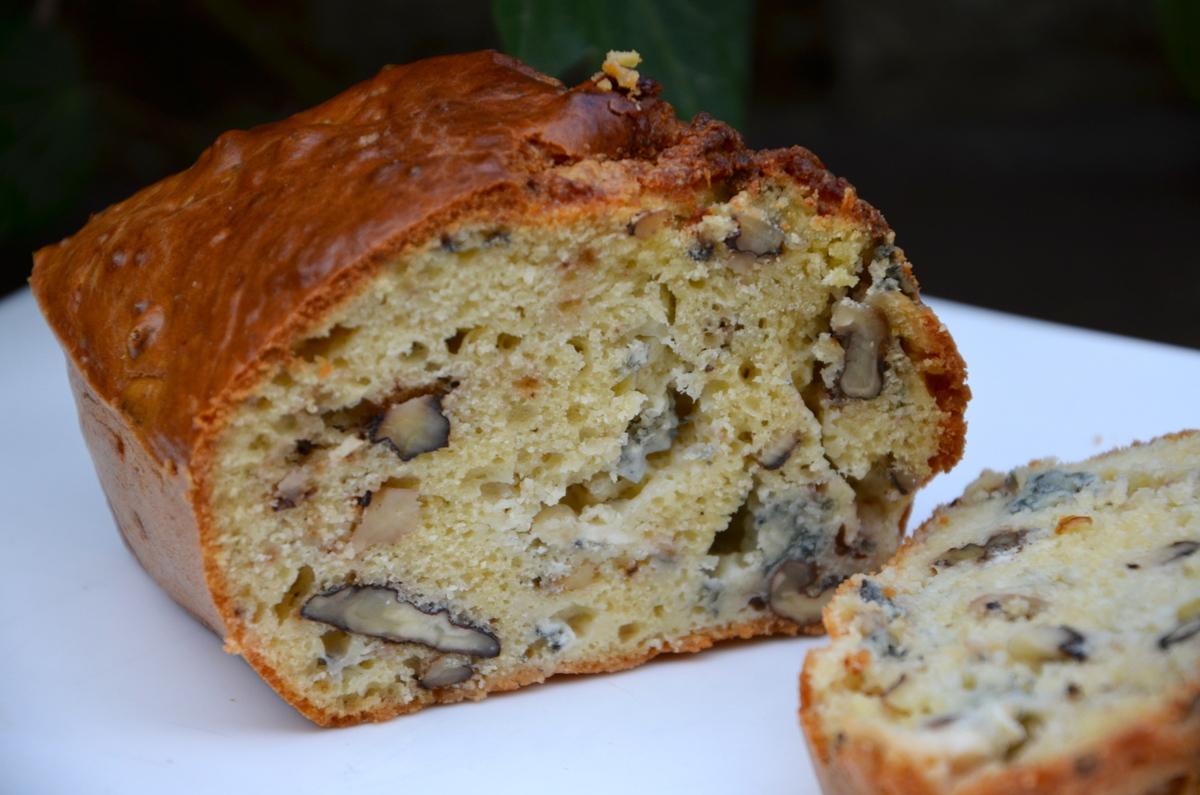 Cake aux noix et Roquefort