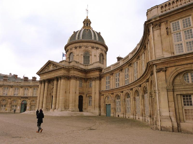 Porches, façades et fenêtres à Paris P1150510