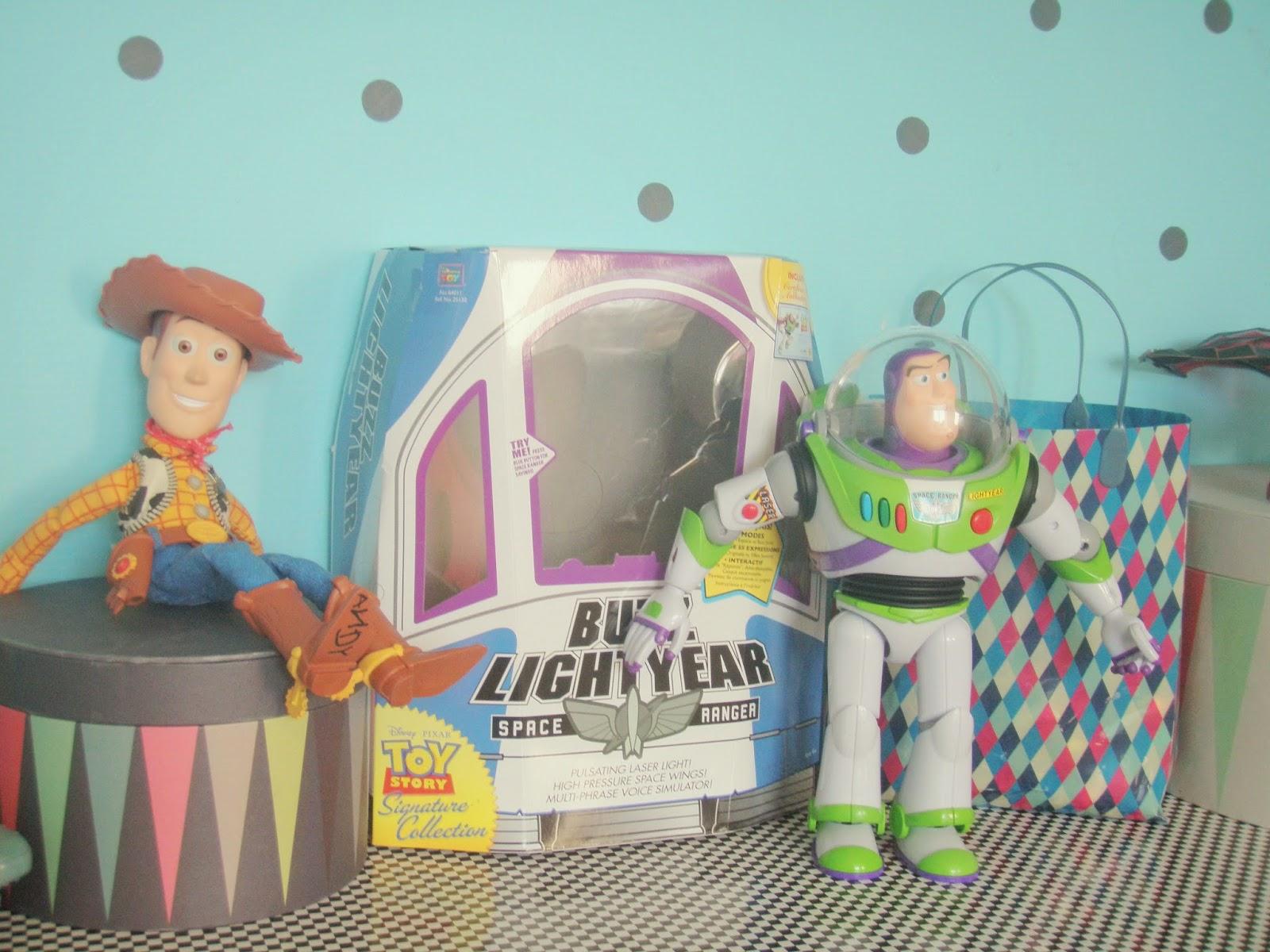 Dans la chambre bleue. Dans la chambre bleue.