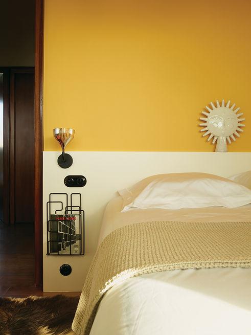 royan-treatment-bedroom-yellow-walls