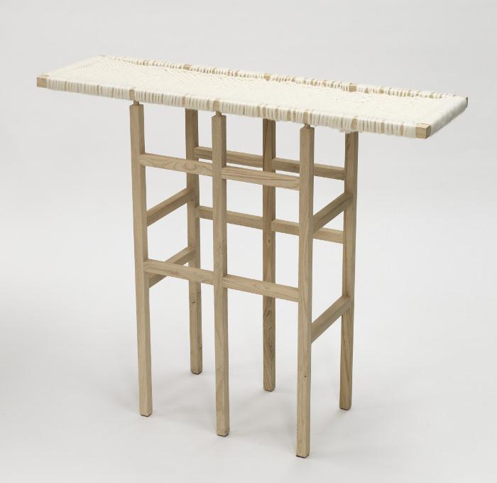 WOOL AND WOOD la console bois et laine par Amaury Poudray WOOL AND WOOD la console bois et laine par Amaury Poudray