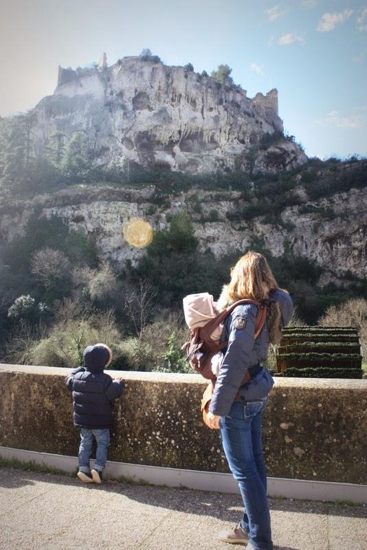 Le Lubéron en famille (flashbacks) Le Lubéron en famille (flashbacks)