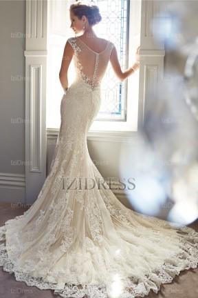 La valse des mots et du vocabulaire...et tout à contresens C'est évident il veut certainement ré-explorer les