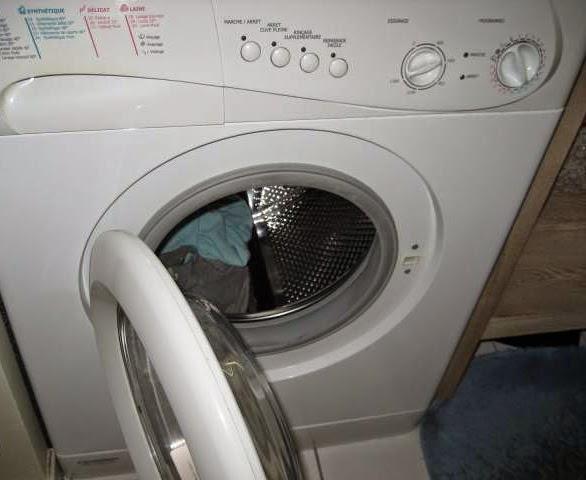 Elle rentre dans votre machine à laver pour tester les réelles performances techniques du cycle de lavage de votre choix !