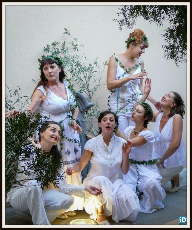 Ateliers chants traditionnels par TERRE DE SORCIÈRES Ateliers chants traditionnels par TERRE DE SORCIÈRES
