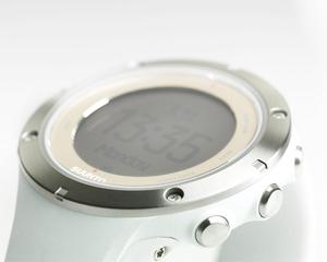 La gamme Suunto s’étoffe avec les montres Ambit3 Sport et Peak montre ambit3