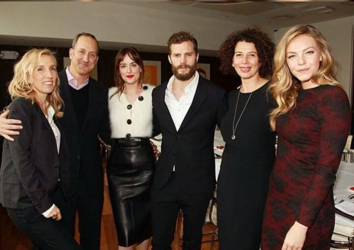Compte à rebours Fifty Shades : J - 5 10968551_908887225812665_6600571391545216874_n