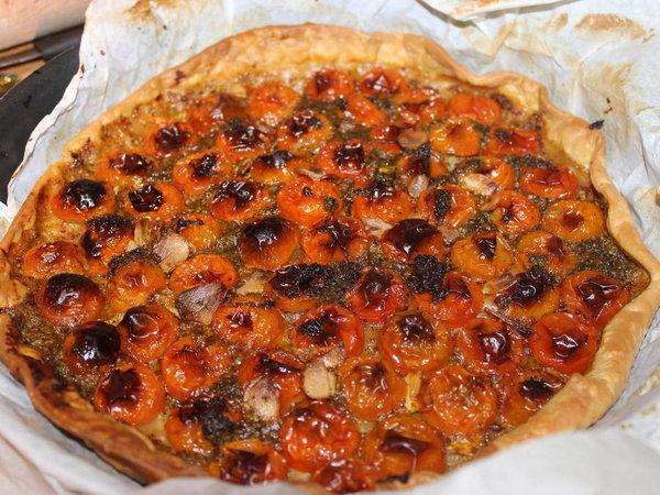 Ma tarte à la tomate et son pesto de limone.... Ma tarte à la tomate et son pesto de limone....
