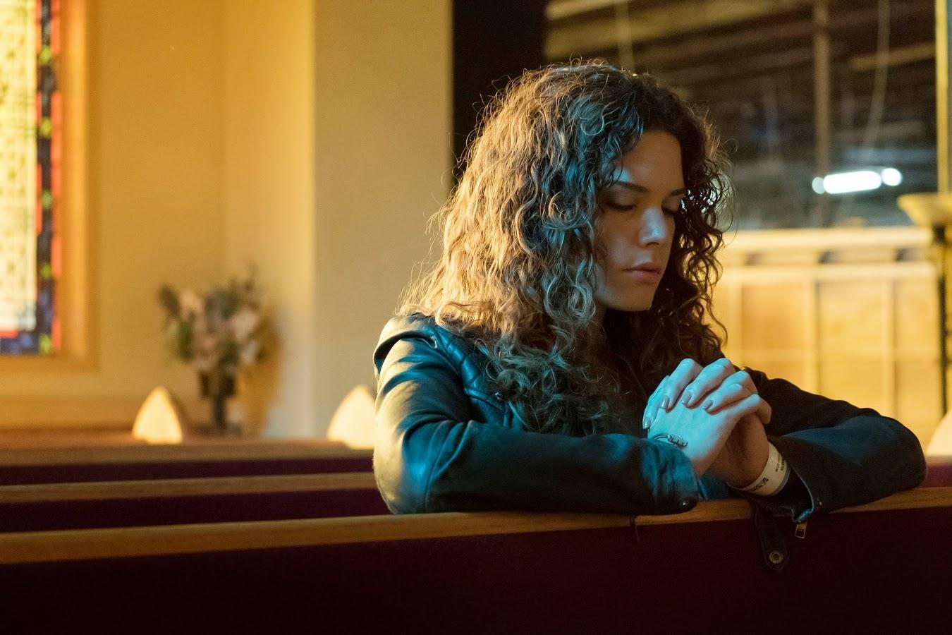 Les critiques // Constantine : Saison 1. Episode 12. Angels and Ministers of Grace. Les critiques // Constantine : Saison 1. Episode 12. Angels and Ministers of Grace.