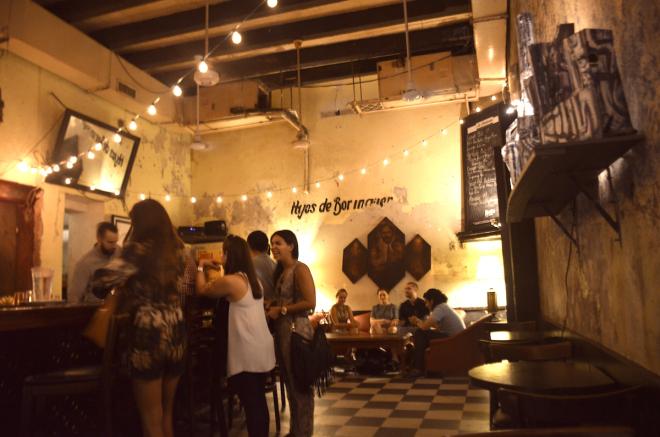 Hola San Juan, Puerto Rico bar