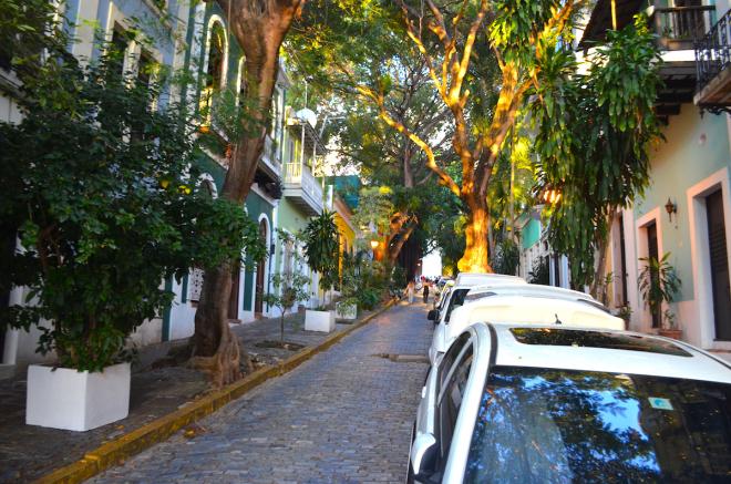 Hola San Juan, Puerto Rico catstreet