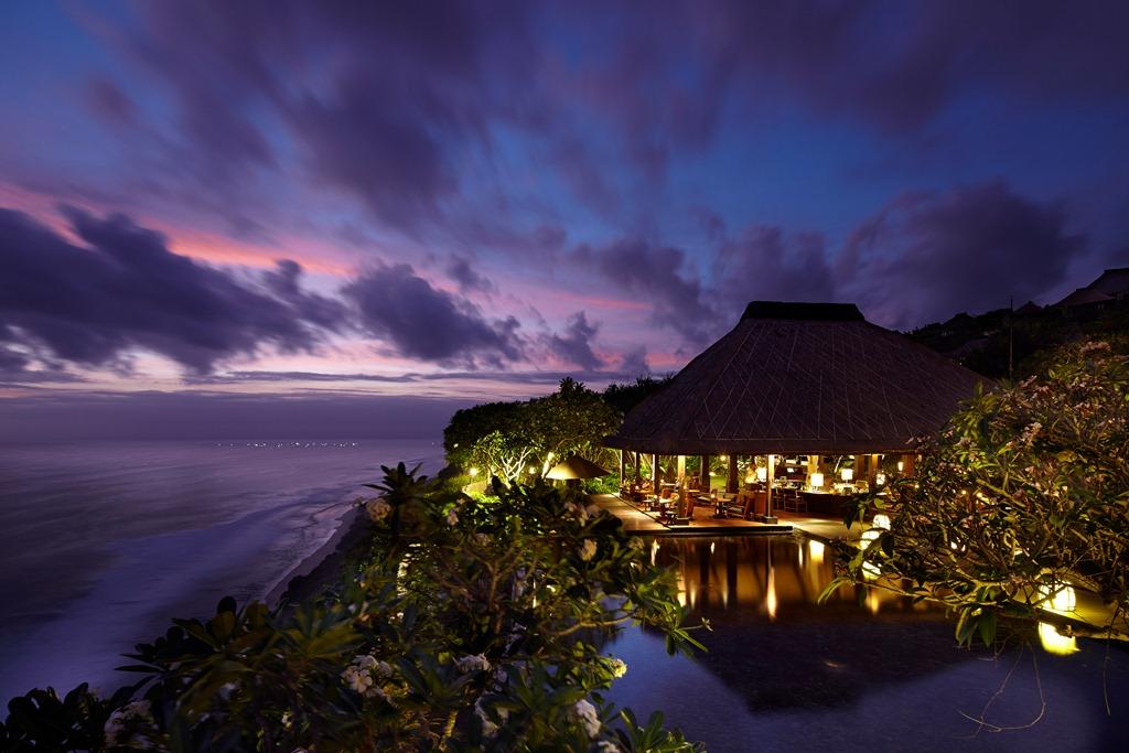 EVASION : Le Bulgari Resort à Bali bulgari-bali-the-bar-2