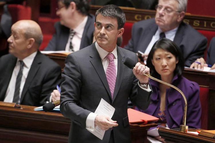 Le Premier ministre Manuel Valls lors d'une séance de questions à l'assemblée le 11 février 2015