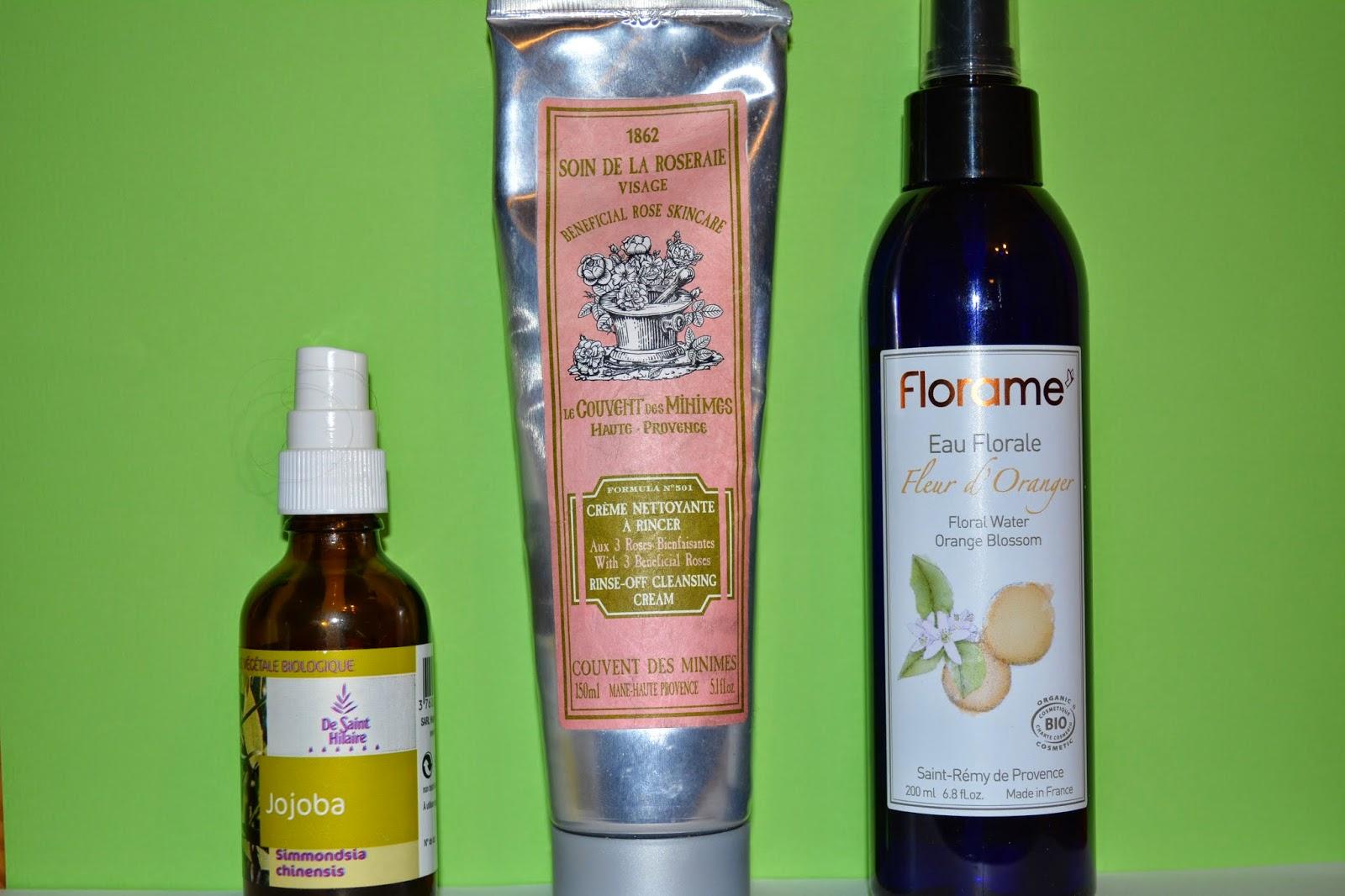 Crème Nettoyante à Rincer aux trois roses bienfaisantes LE COUVENT DES MINIMES Crème Nettoyante à Rincer aux trois roses bienfaisantes LE COUVENT DES MINIMES
