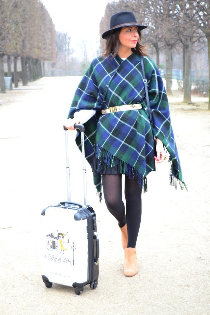 Poncho ceinturé, valise personnalisée photo leblogdelilou-poncho4_zps1c6fa851.jpg