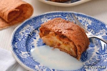 Strudel bio à la bretonne et sa sauce au lait ribot Strudel bio à la bretonne et sa sauce au lait ribot