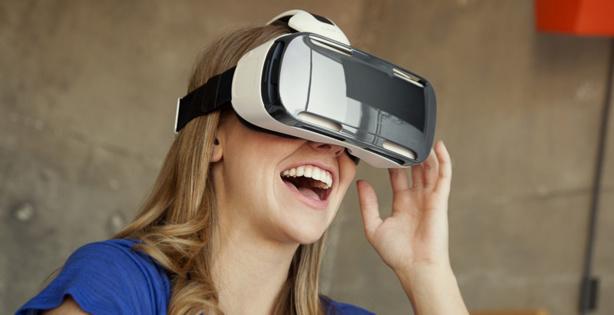 Apple dépose un brevet pour un casque virtuel pouvant accueillir un iPhone