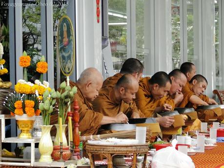 Station service, seven eleven et repas des moines (photos)