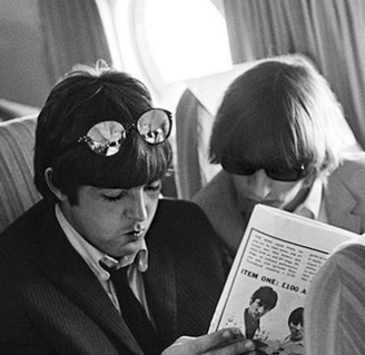 Un livre dévoile des photos inédites de John Lennon et Yoko Ono